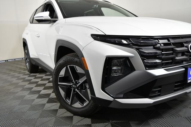 New 2026 White Hyundai SEL Premium AWD image 3
