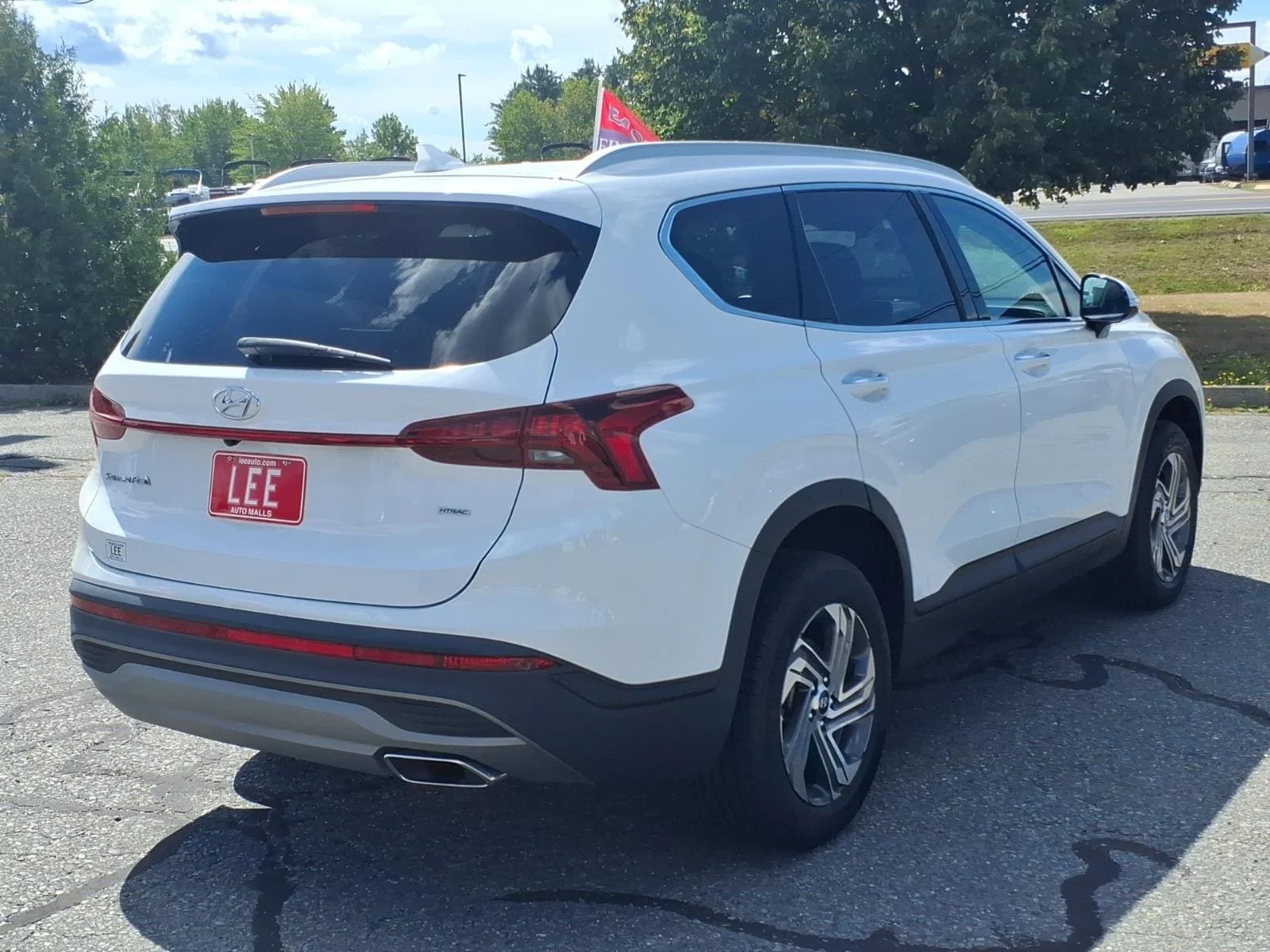 Used 2023 White Pearl Hyundai SEL image 5