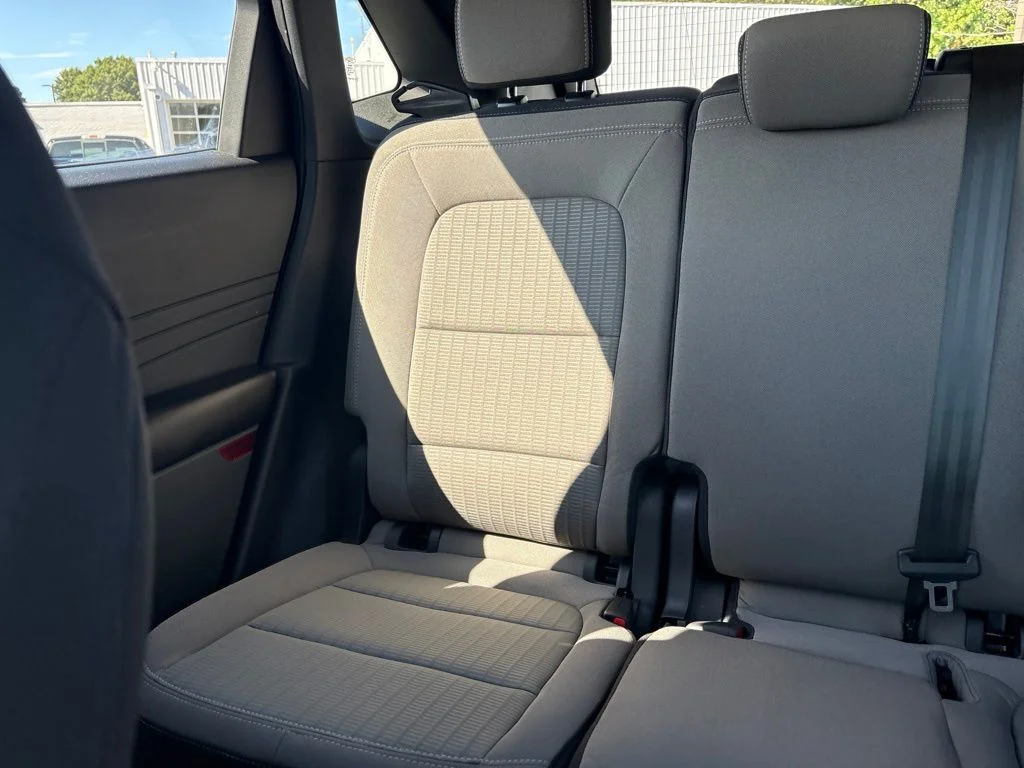 Used 2021 Blue Ford S image 18