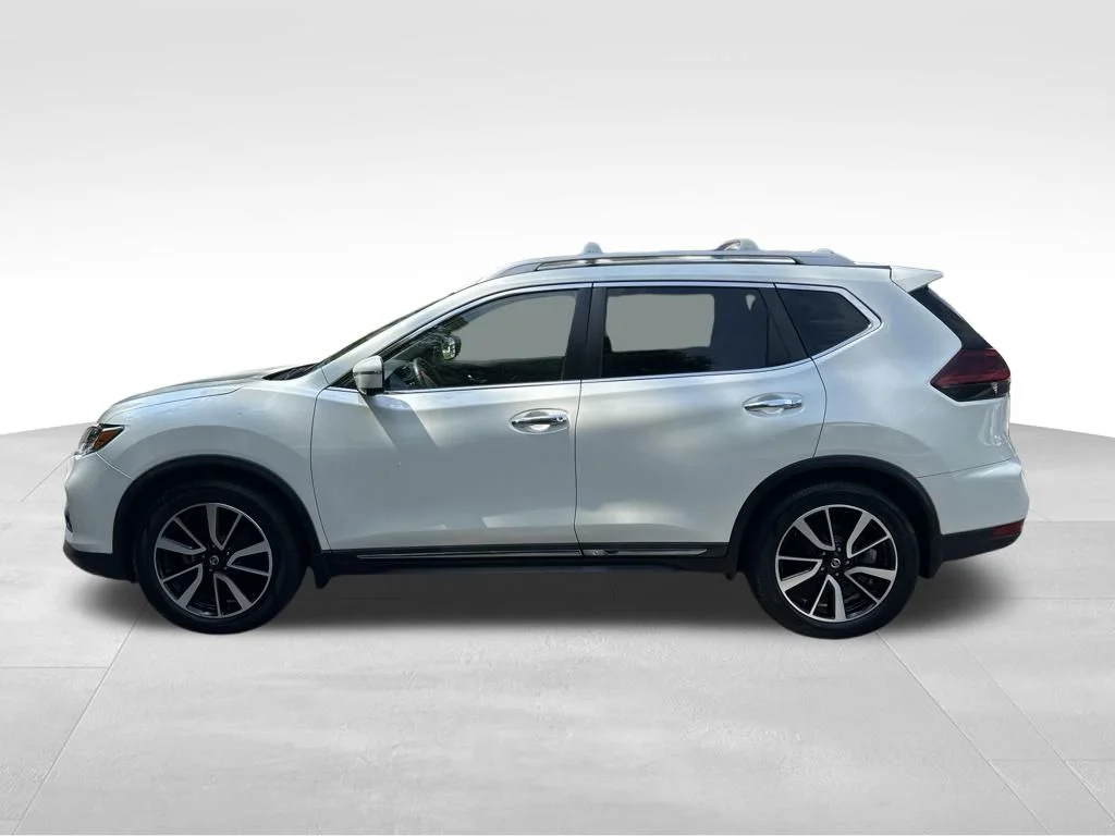 Used 2019 White Nissan SL image 2
