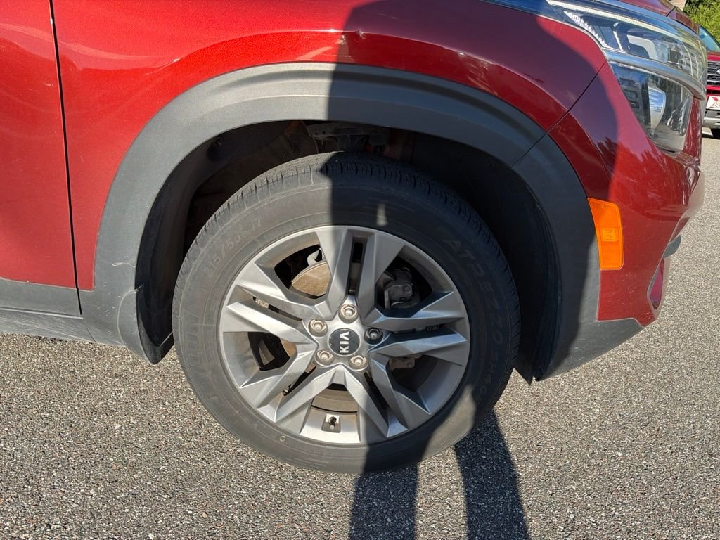 Certified Used 2021 Mars Orange Kia S image 25