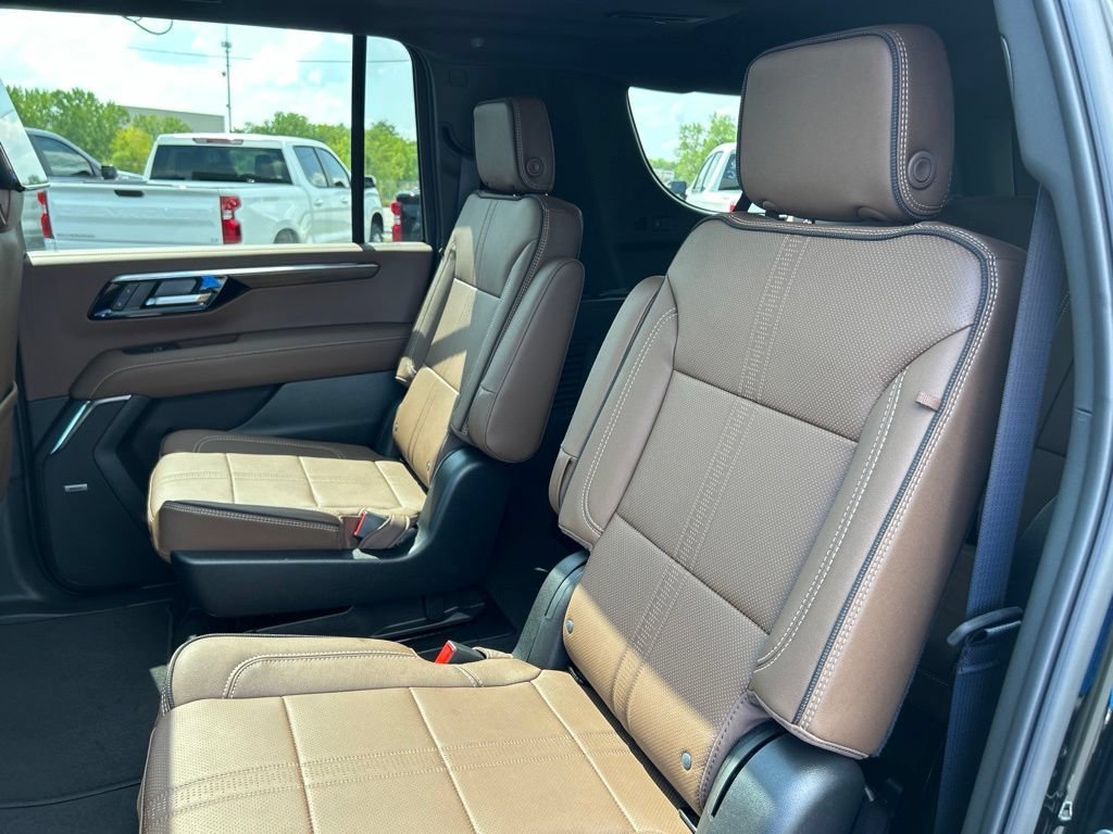 2026 Chevrolet Suburban High Country - Photo 39