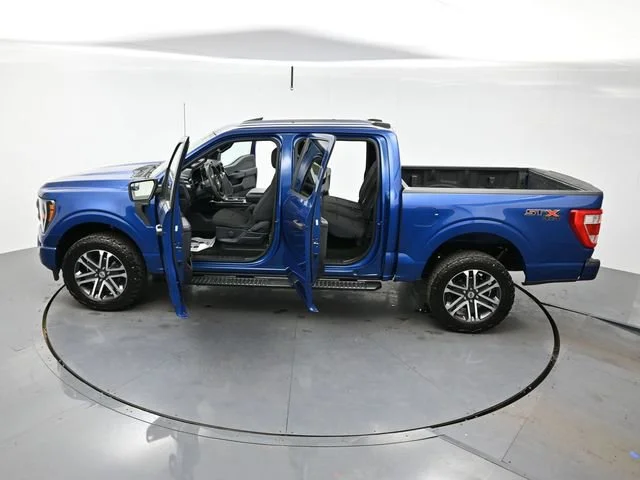 Used 2023 Atlas Blue Metallic Ford XL image 35