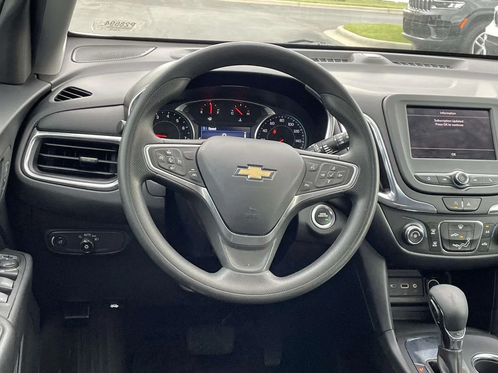 Used 2023 Summit White Chevrolet LT image 16