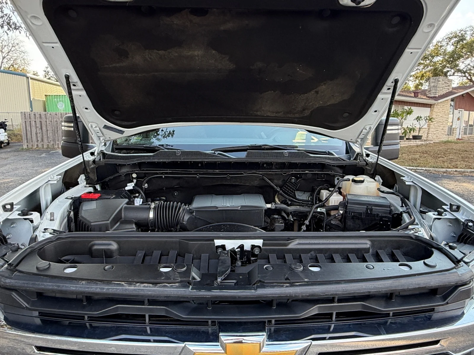 Used 2025 Summit White Chevrolet LT image 20