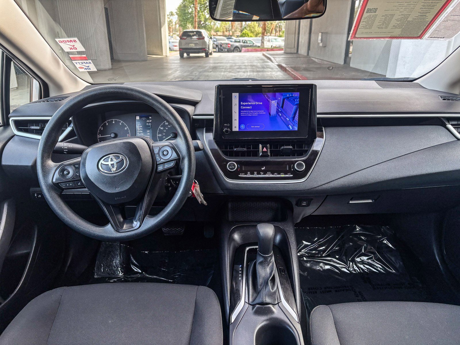 2025 Toyota Corolla LE - Photo 14