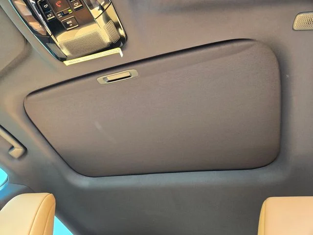 New 2026 Iridium Lexus PREMIUM image 7