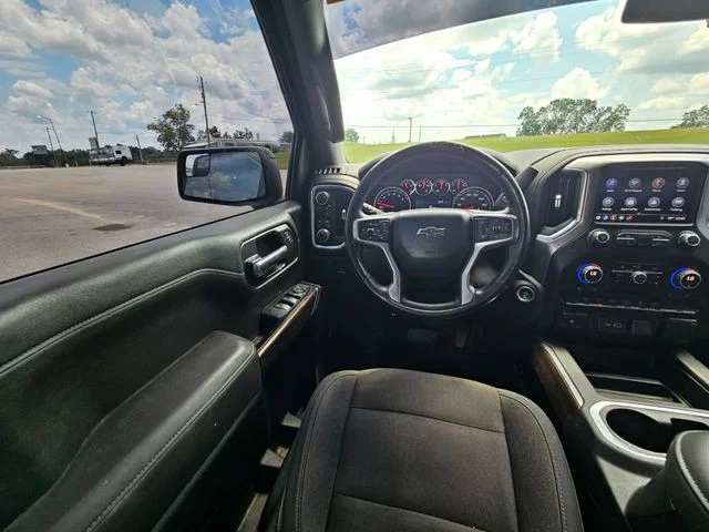 Used 2019 Black Chevrolet RST image 13