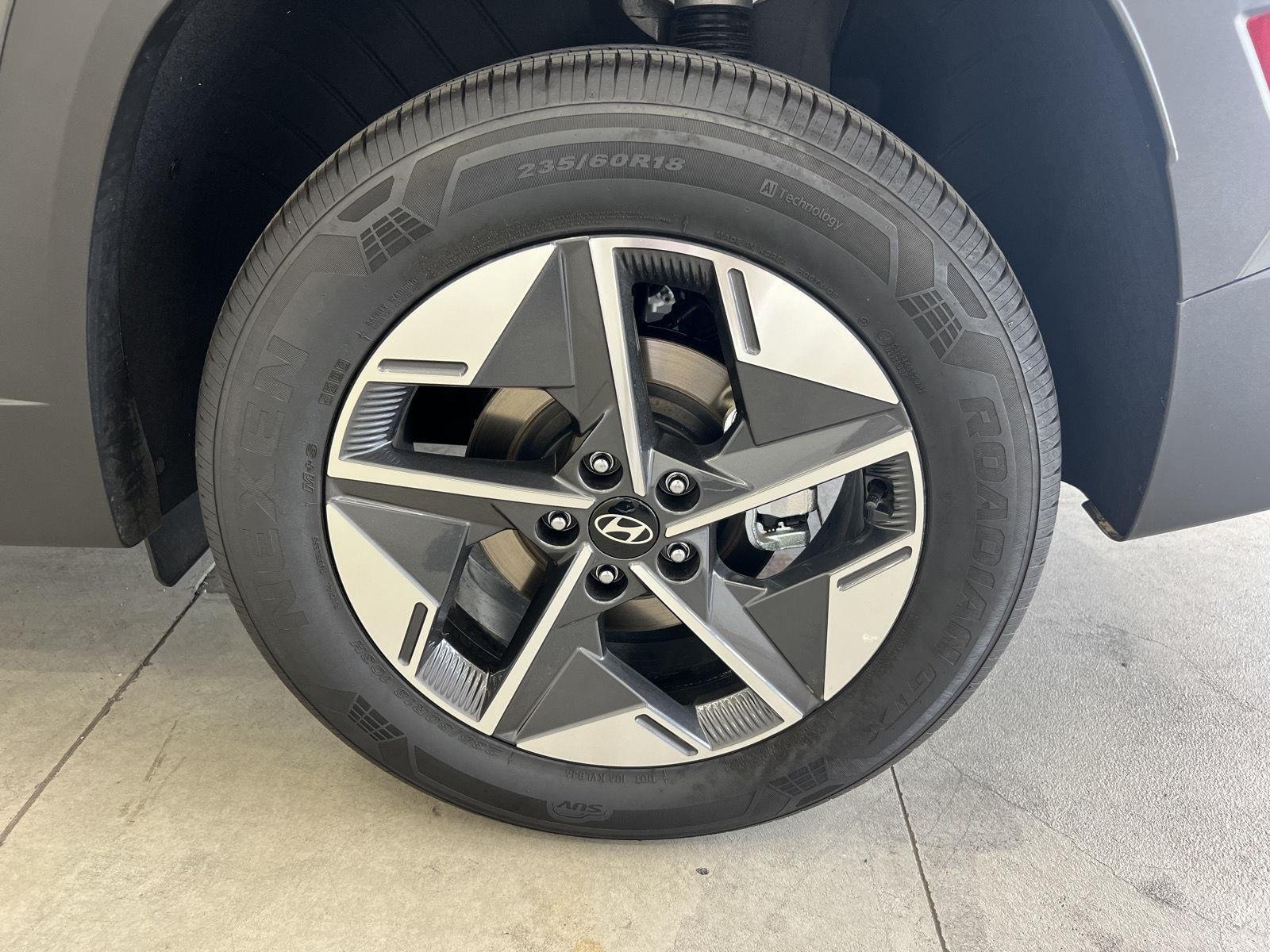 New 2026 Amazon Gray Hyundai SEL AWD image 10