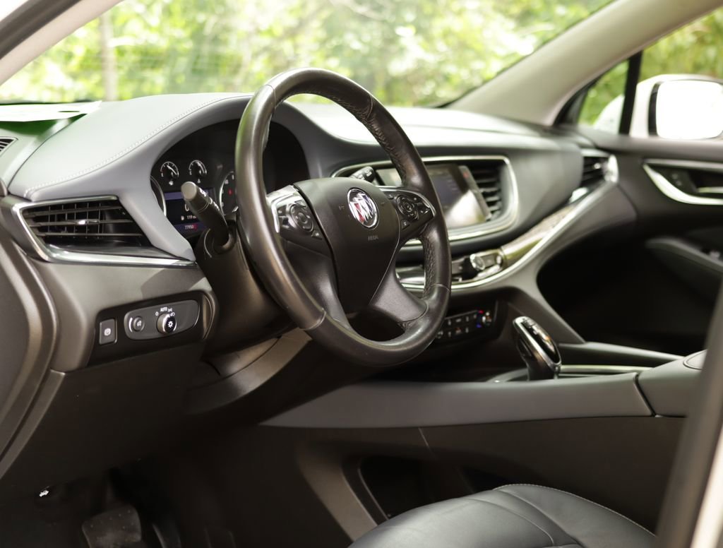 Used 2021 Includes Satin Nickel lower exterior accent color.) Buick Essence image 9