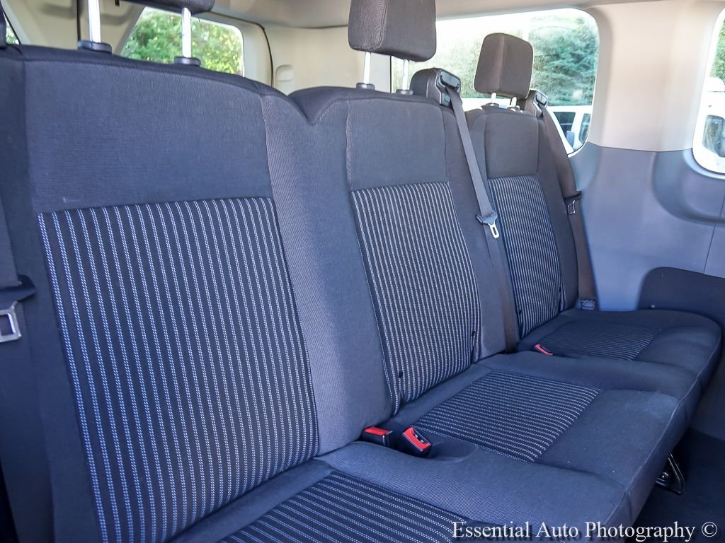 Used 2018 Oxford White Ford XL Low Roof 8 Passenger image 24