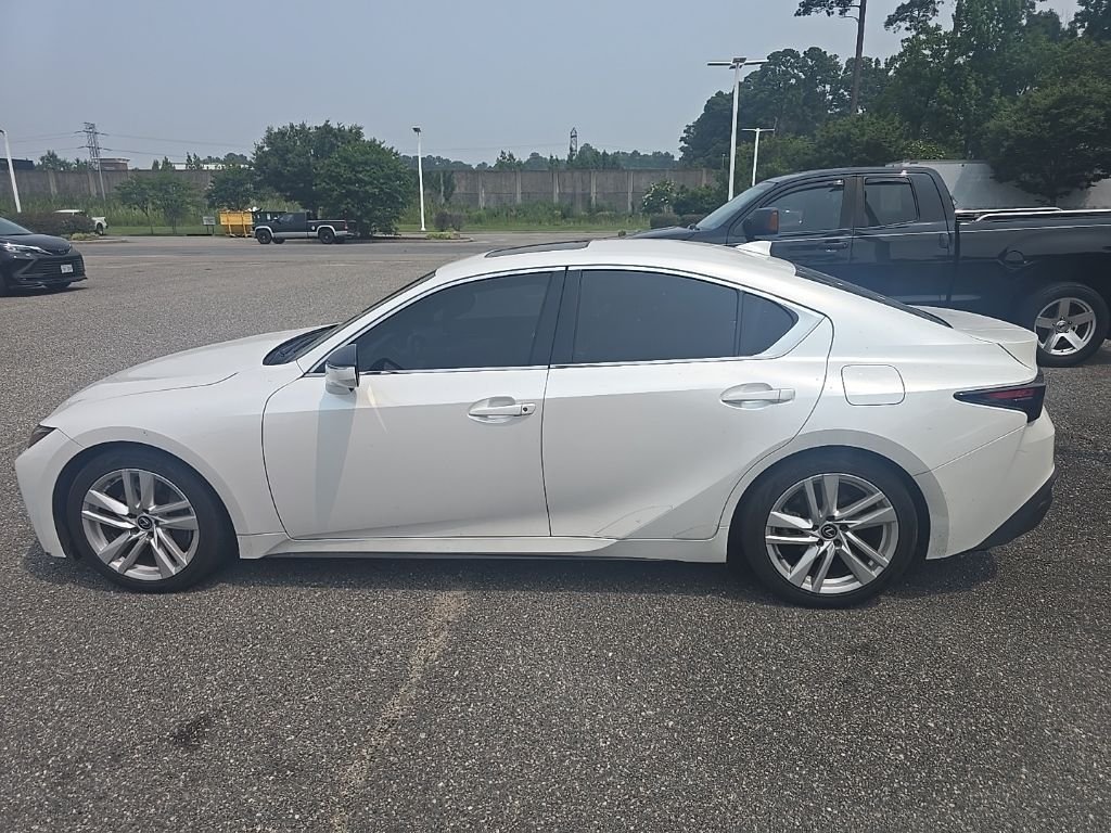 Used 2024 White Lexus 300 image 8