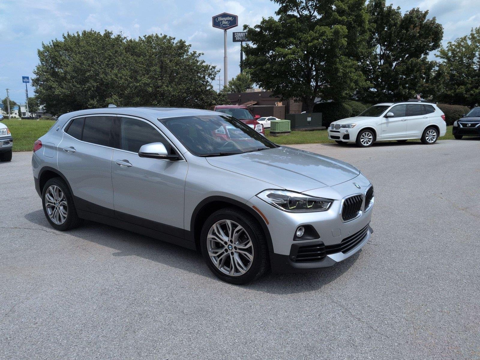 Used 2019 Glacier Silver Metallic BMW sDrive28i image 7