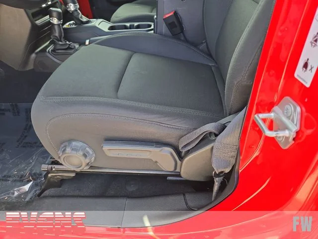 Used 2019 Red Jeep Unlimited Sahara image 22