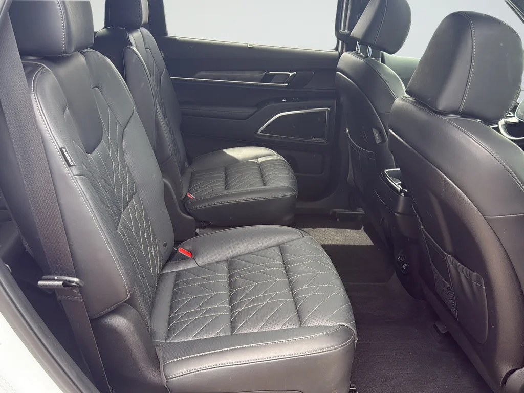 Used 2024 White Kia SX-Prestige X-Pro image 11