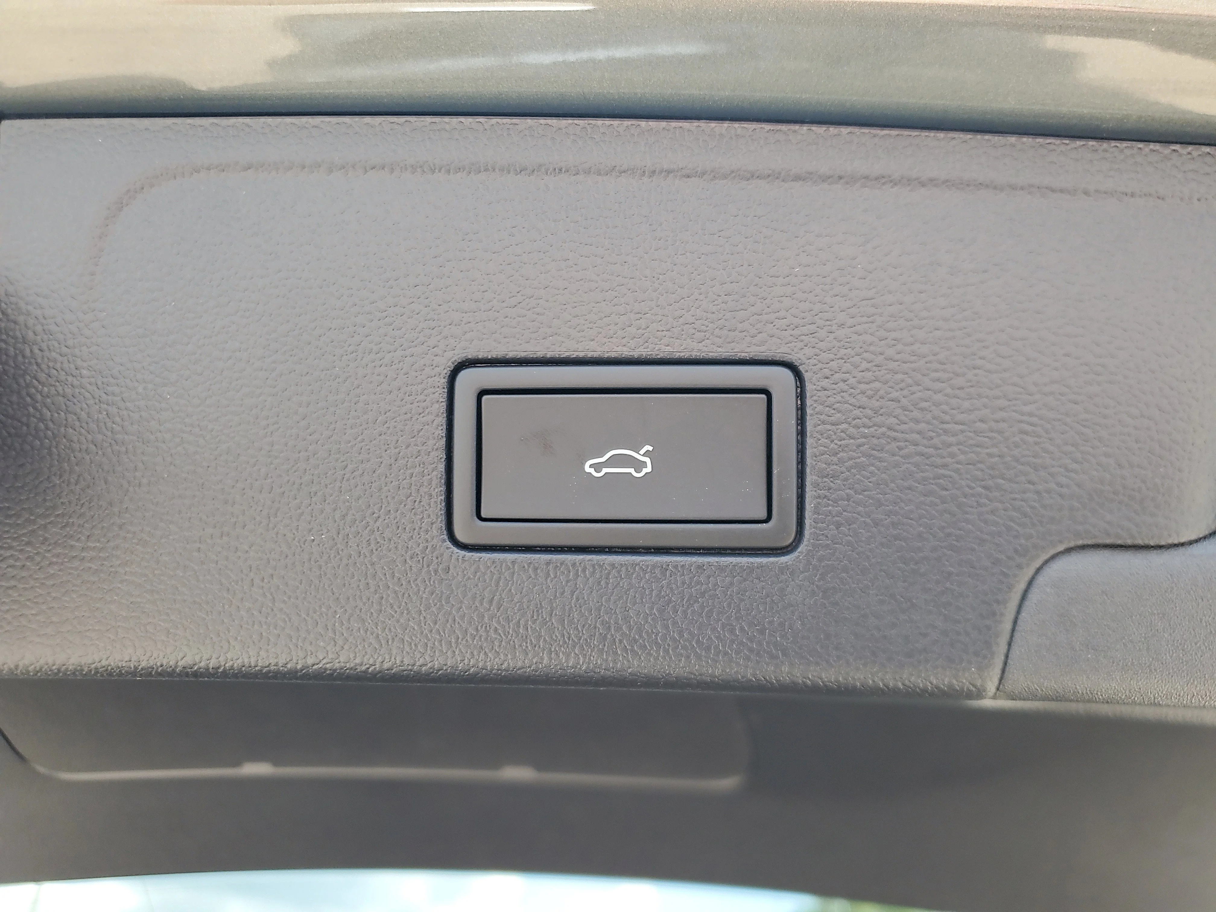 New 2026 Green Volkswagen 2.0T SE w/Technology image 7
