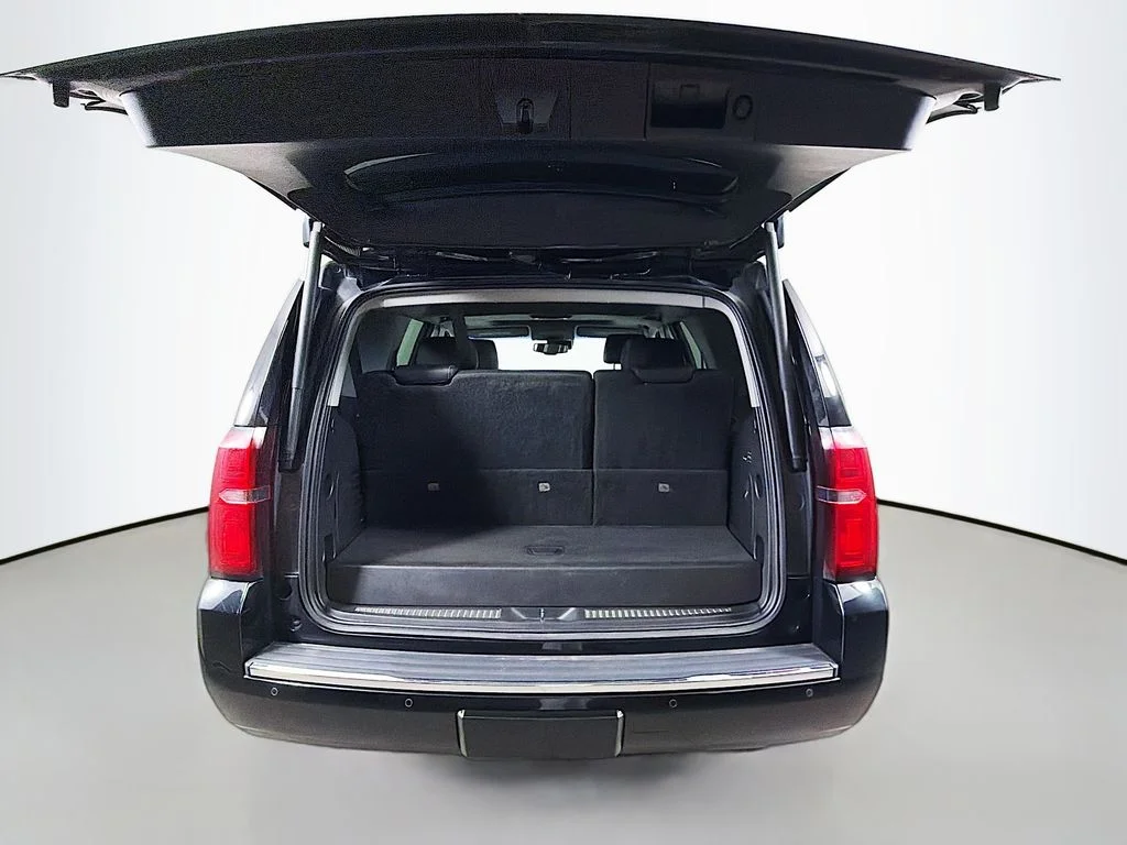 Used 2019 Black Chevrolet Premier image 24