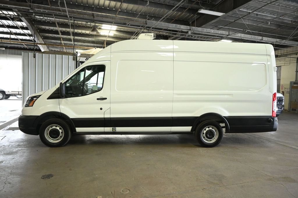 New 2026 Oxford White Ford Base image 6
