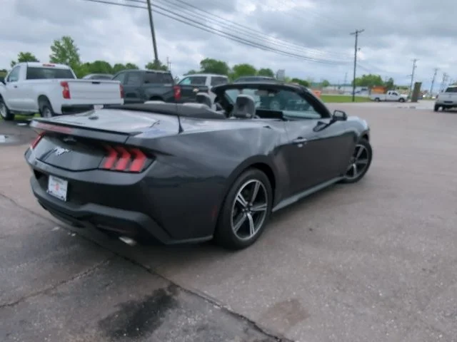Used 2024 Gray Ford EcoBoost Premium image 26