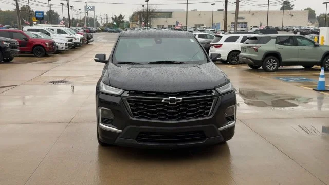 Used 2023 Black Chevrolet Premier image 6
