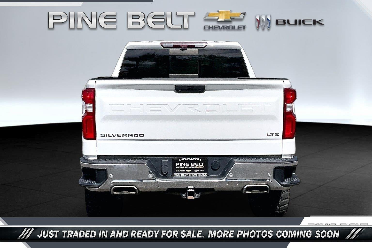 Used 2021 SUMMIT WHITE Chevrolet LTZ image 4