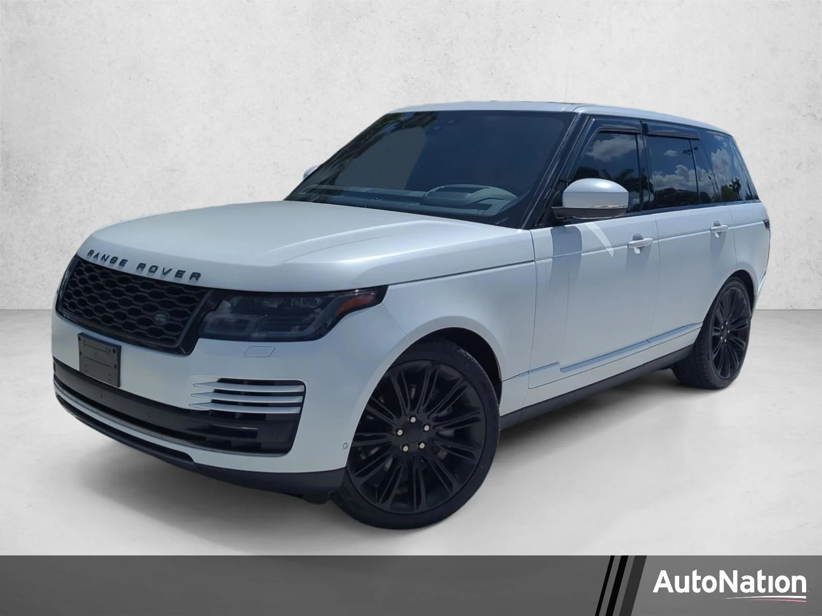 Used 2020 Narvik Black [Blac Land Rover  image 1