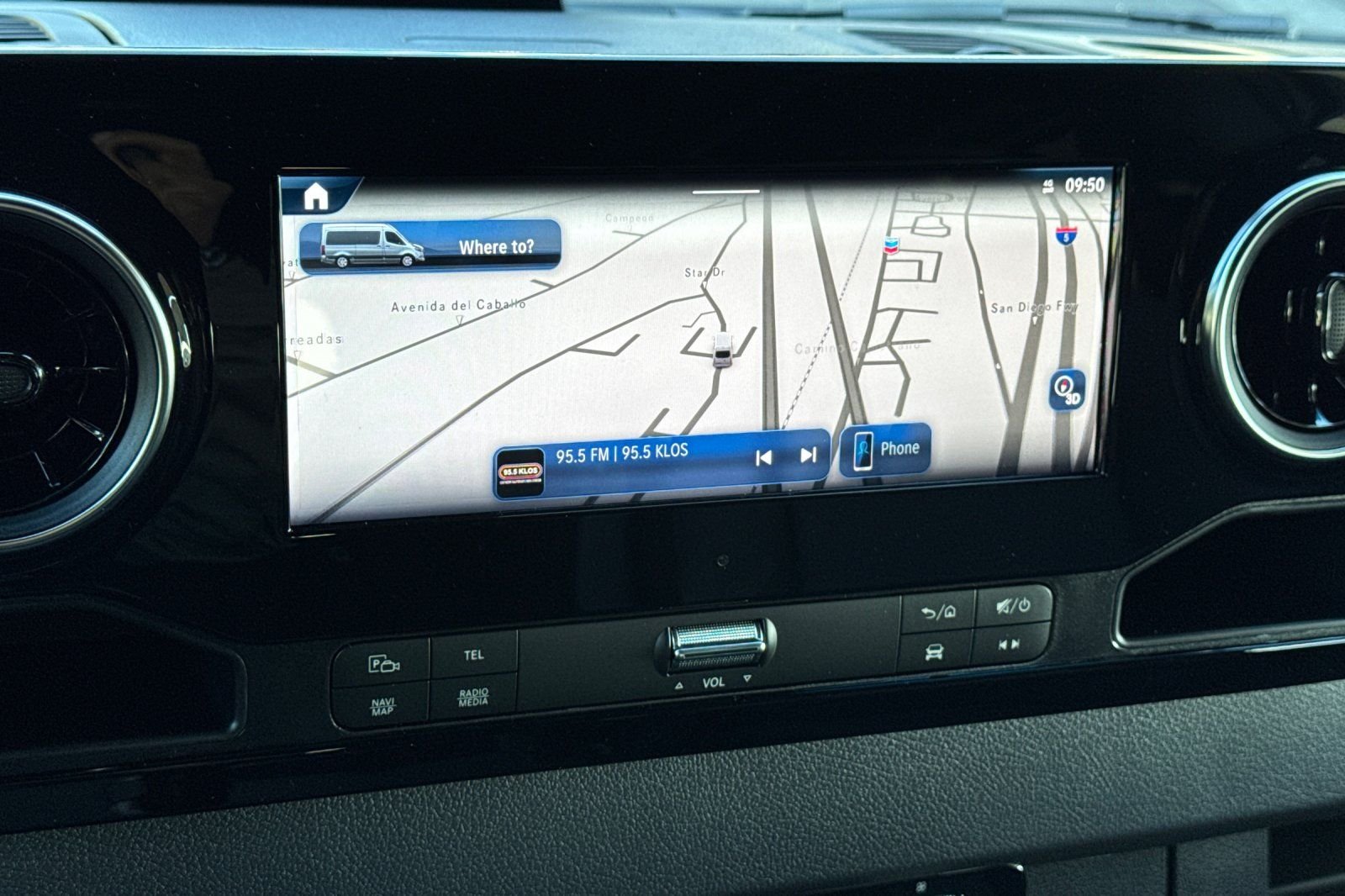 2026 Mercedes-Benz Sprinter Crew Van Base - Photo 14