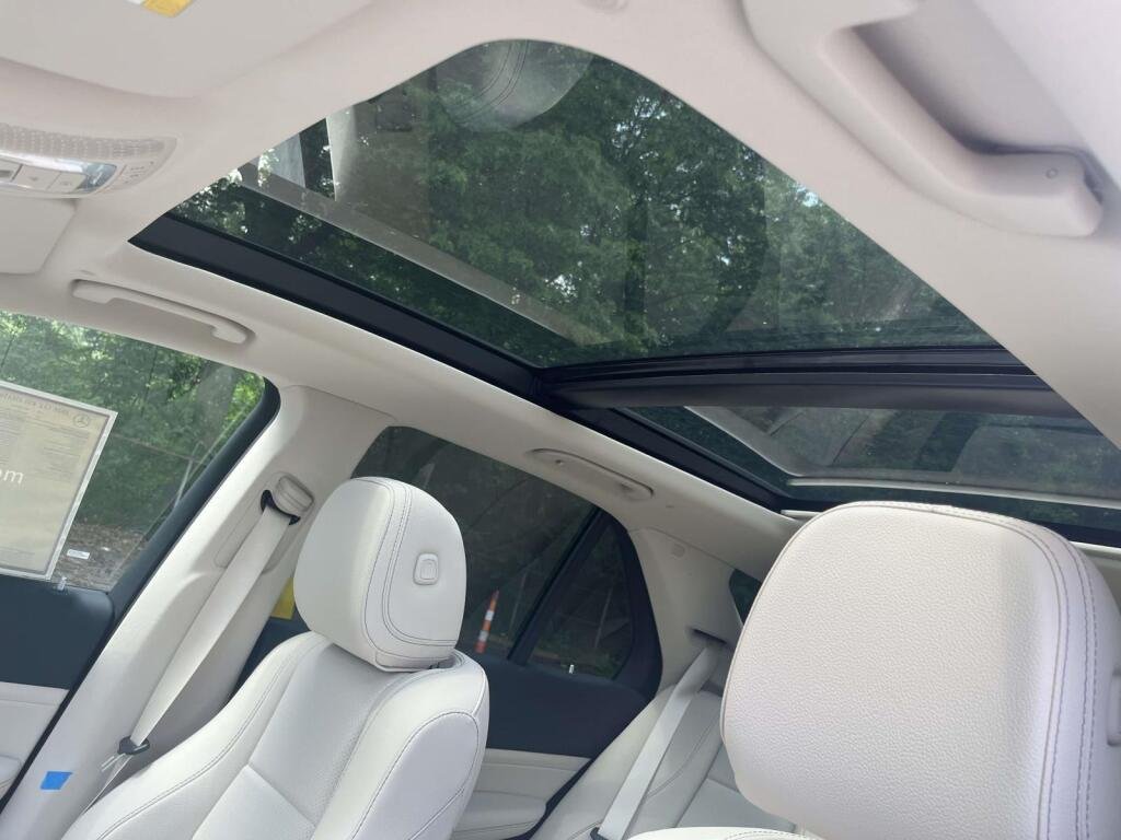 New 2026 Polar White Mercedes-Benz GLE 450 image 5