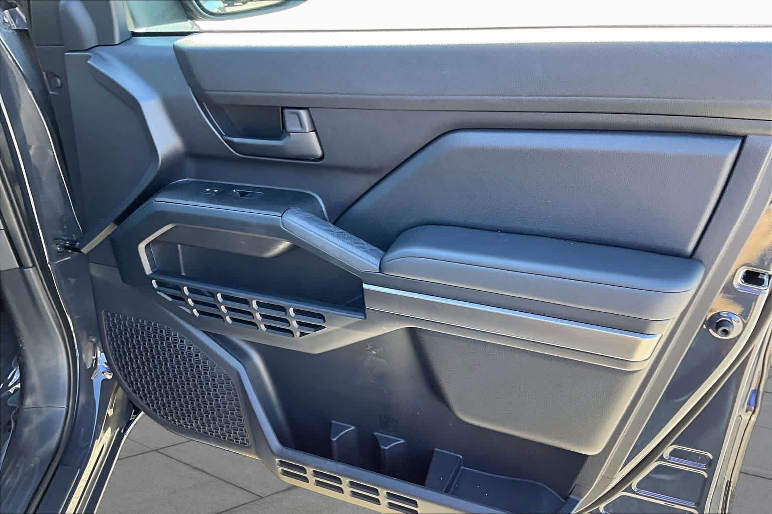 Used 2026 Underground Toyota SR5 image 21