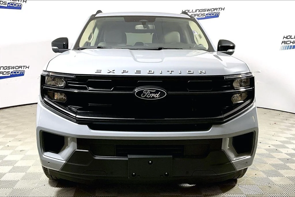 Used 2025 Gray Metallic Ford Active image 2