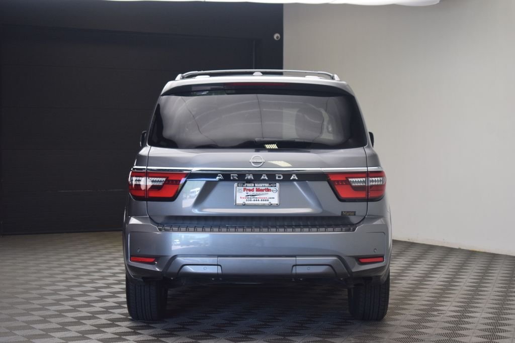Used 2023 Gray Nissan SV image 6