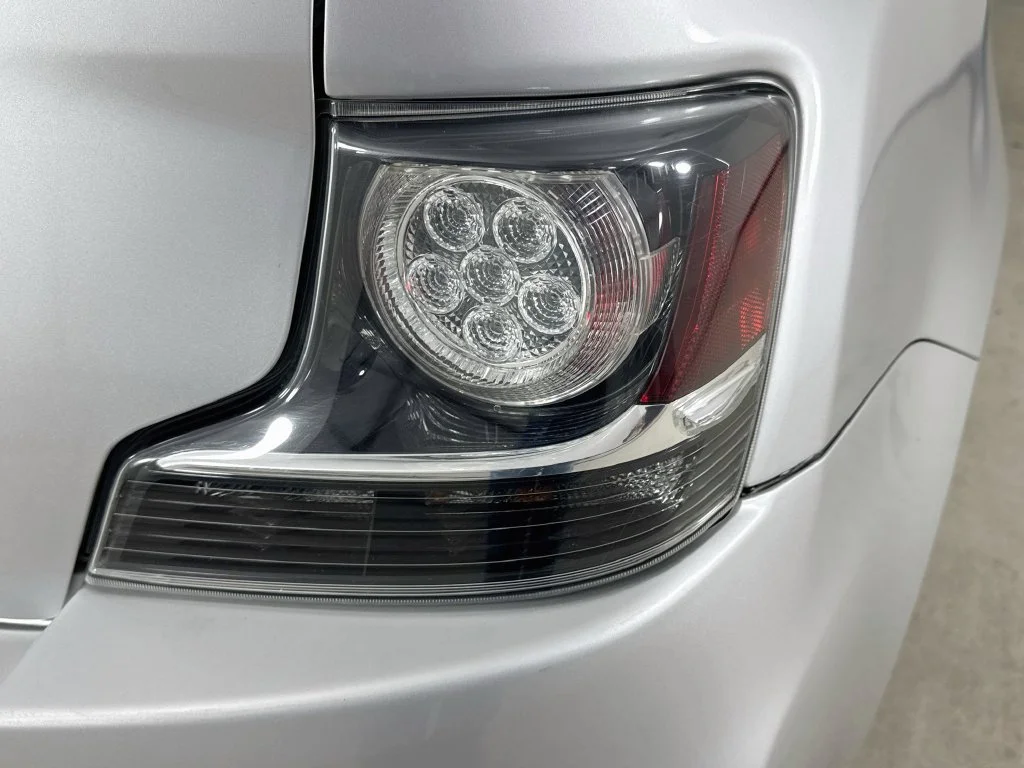 Used 2014 Classic Silver Metallic Scion Base image 29