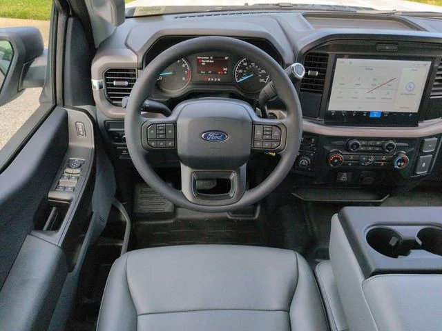 New 2026 Oxford White Ford XL image 16