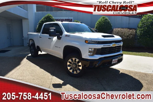 New 2026 Summit White Chevrolet Custom image 1