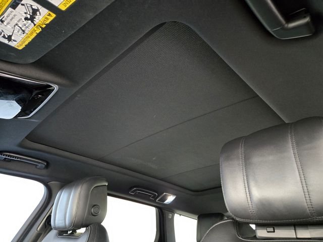 Used 2020 Gray Land Rover HSE Dynamic image 11