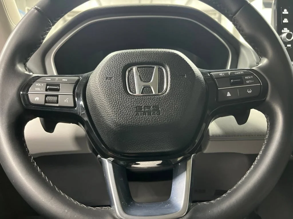 Certified Used 2023 Platinum White Pearl Honda AWD EX-L image 55