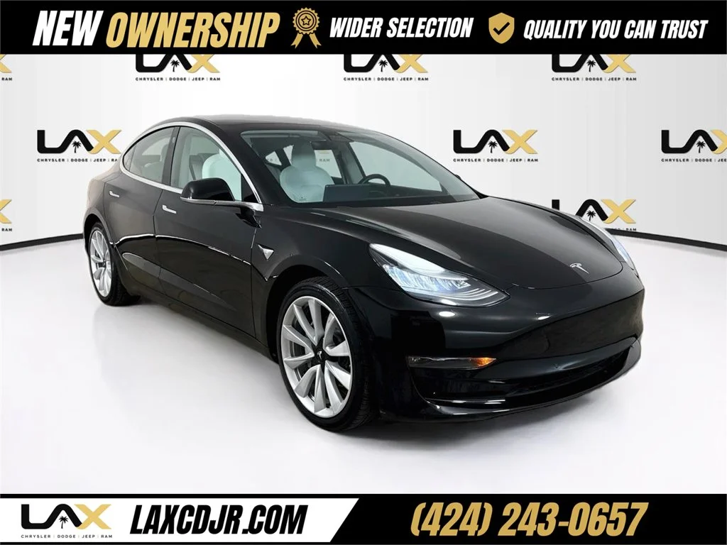 Used 2020 Black Tesla Long Range image 1