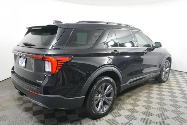 New 2026 Agate Black Metallic Ford Active image 16