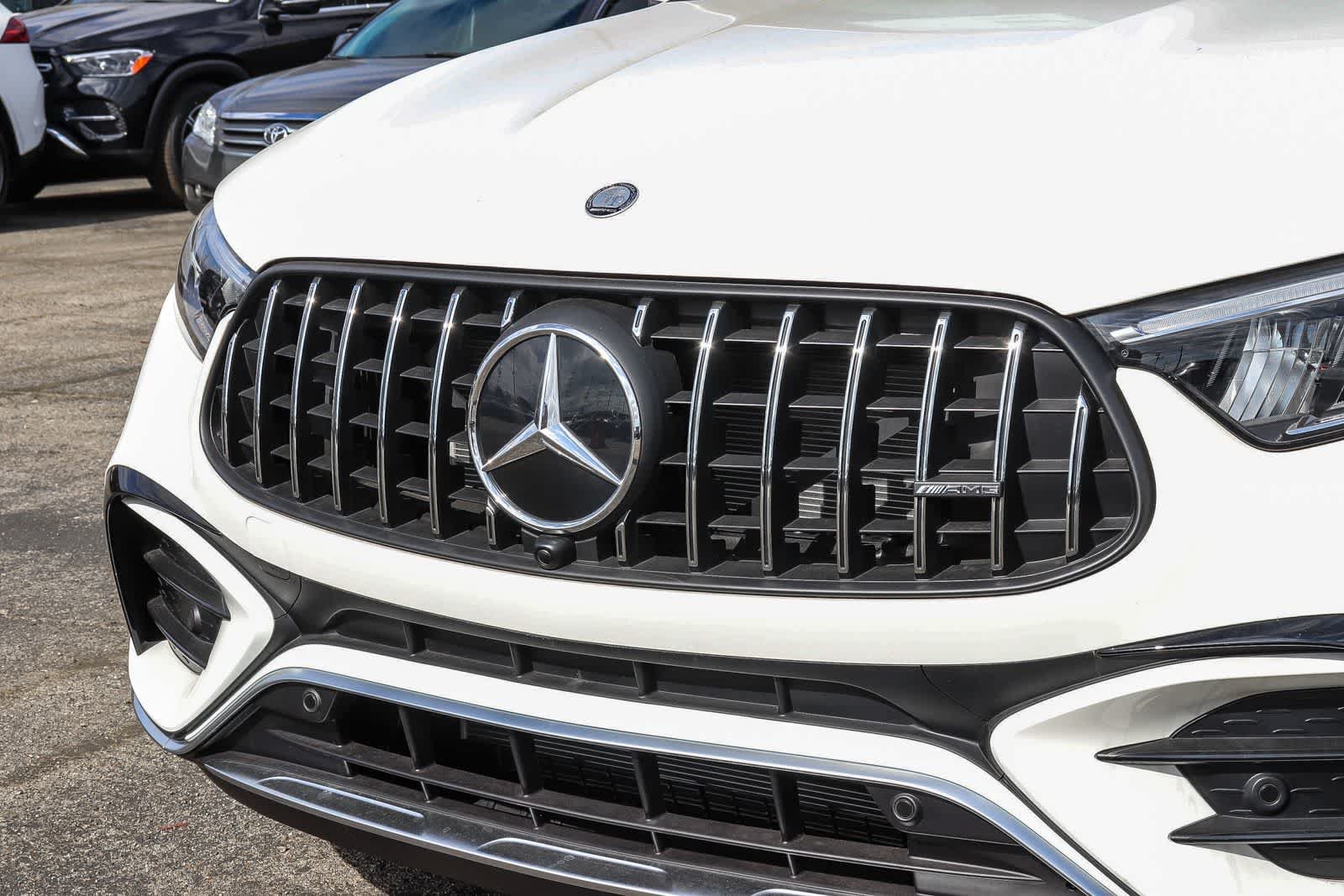 New 2026 Polar White Mercedes-Benz AMG® GLC 43 image 8