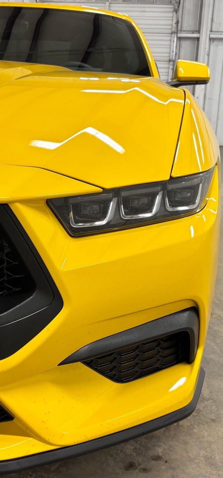 Used 2024 Yellow Ford EcoBoost image 9