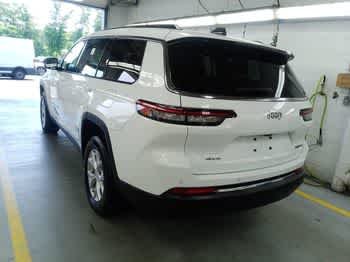 Used 2023 Bright White Clearcoat Jeep Limited image 3