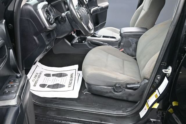 Used 2017 Black Toyota SR5 image 16