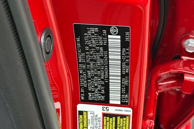 New 2026 Supersonic Red with Midnight Black Metallic roof Toyota XSE image 34