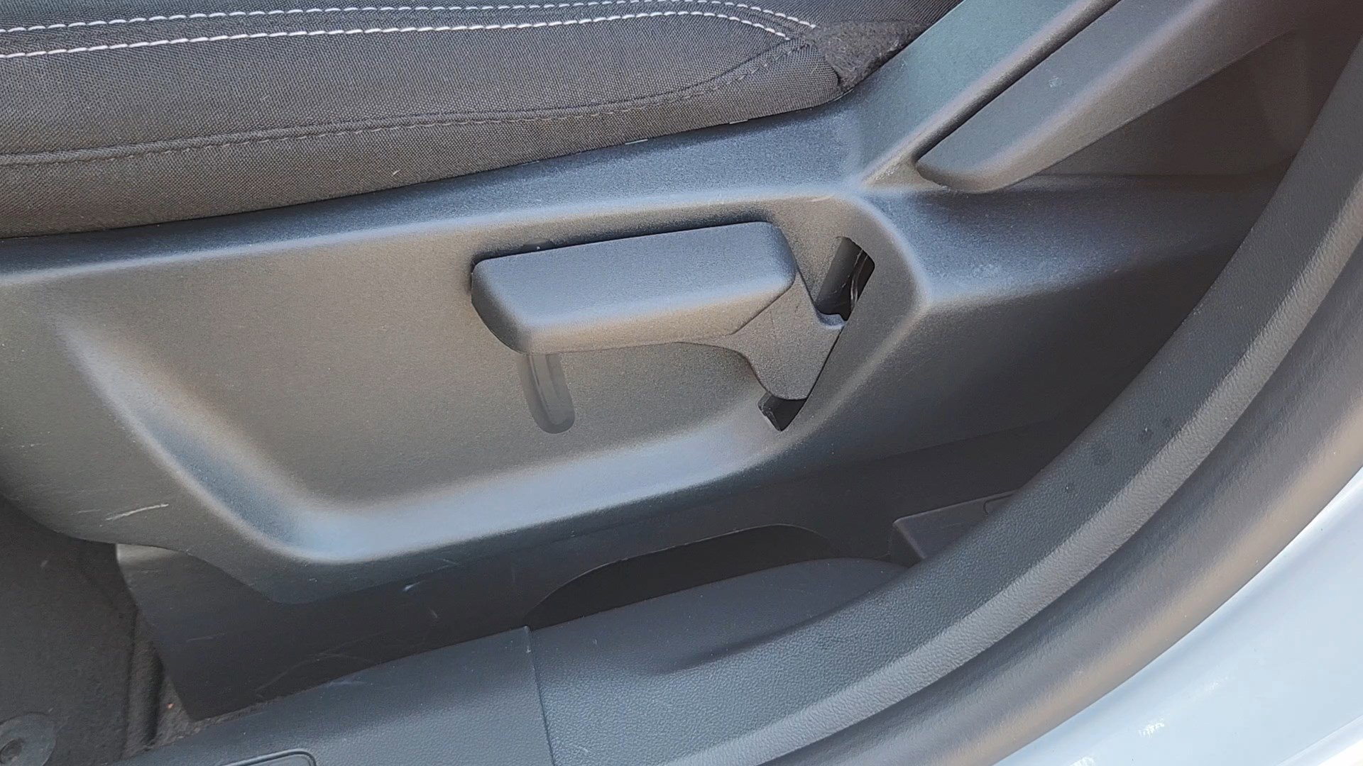 2025 Ford Escape Active - Photo 9