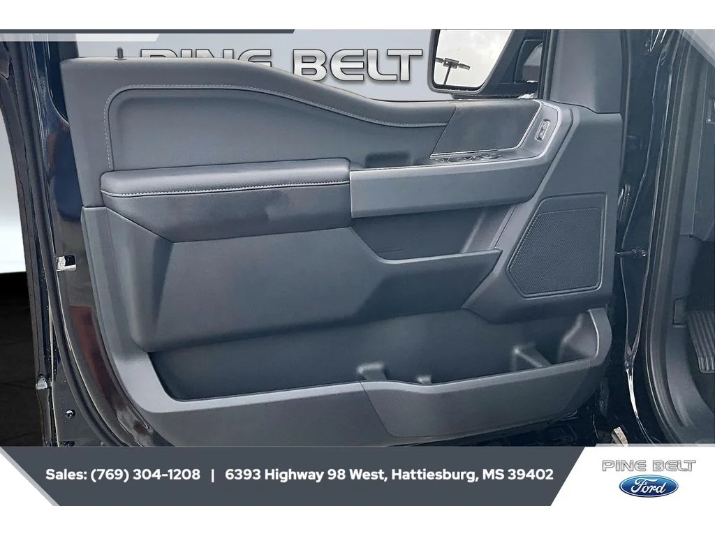 New 2026 Antimatter Blue Metallic Ford XLT image 18
