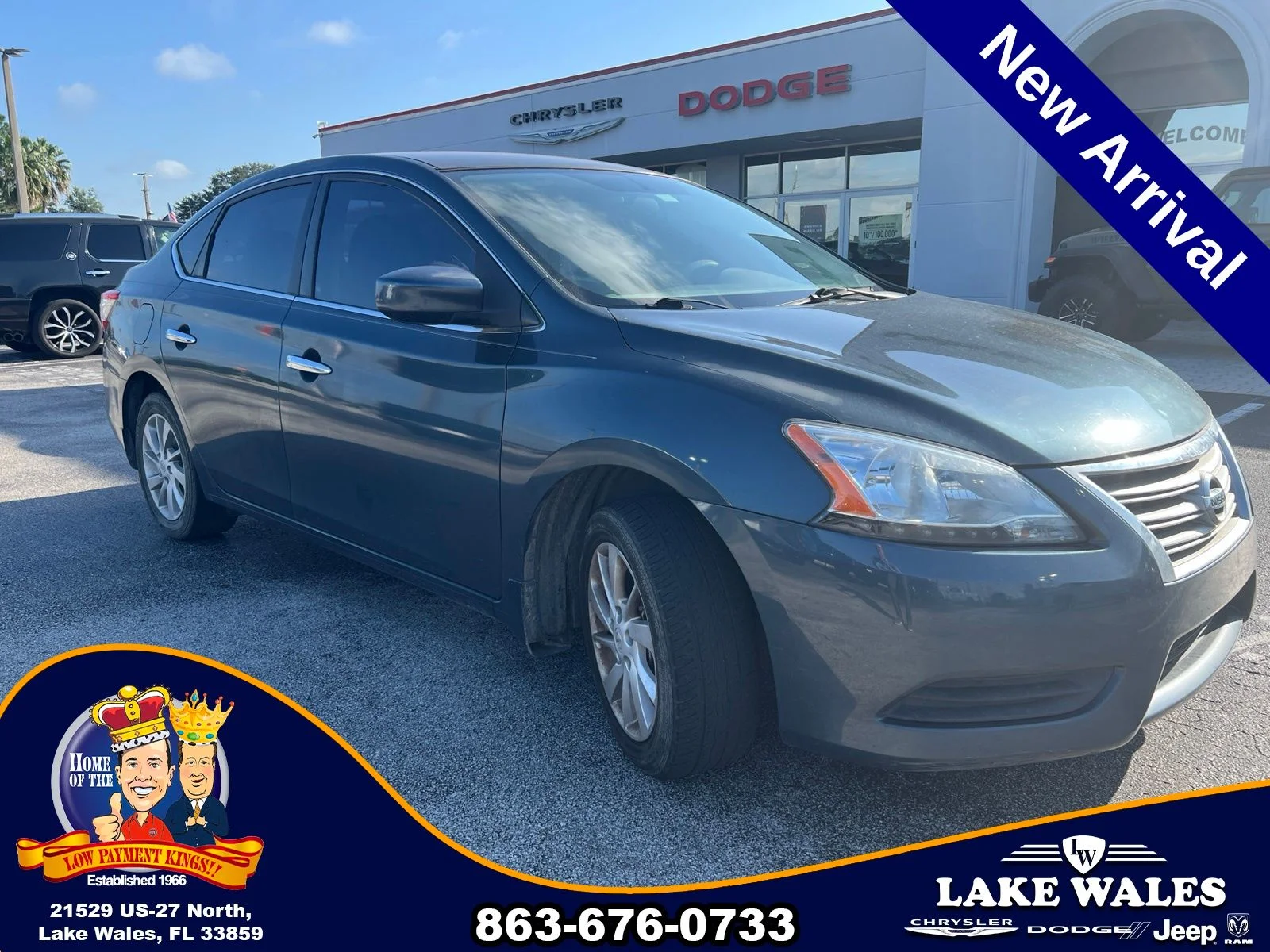Used 2014 Blue Nissan SV image 4