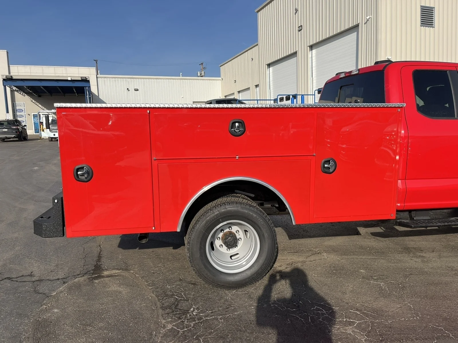 2025 Ford F-350 Super Duty Chassis Cab XL - Photo 10