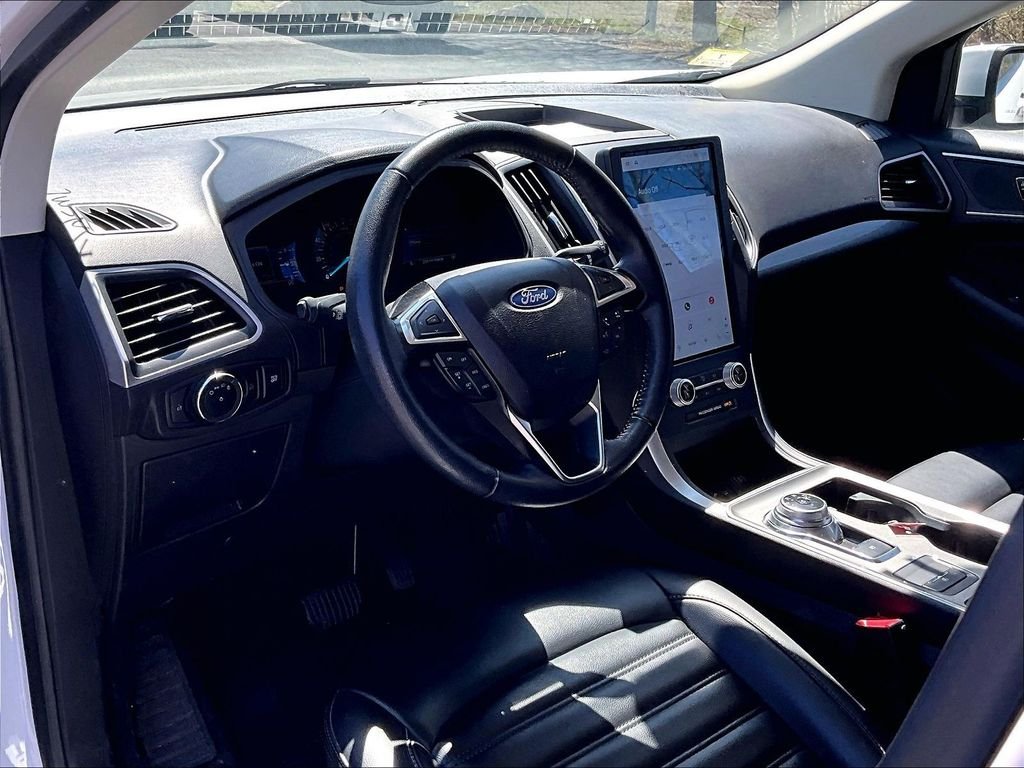 Used 2023 White Ford SEL image 8