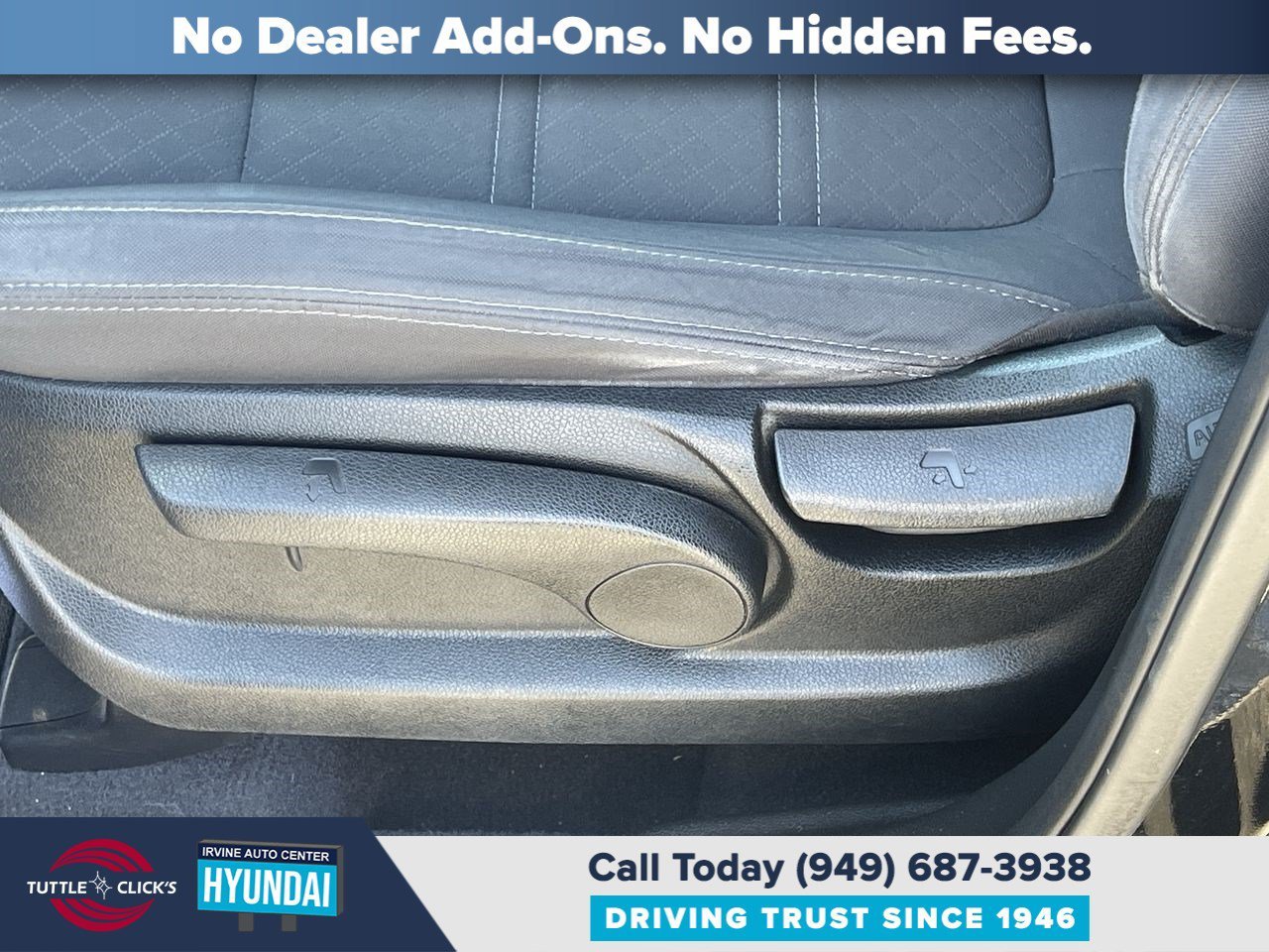 Used 2017 EBONY BLACK KIA L image 24