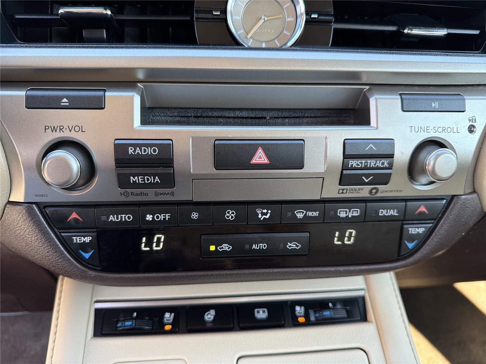 Used 2018  LEXUS  image 7